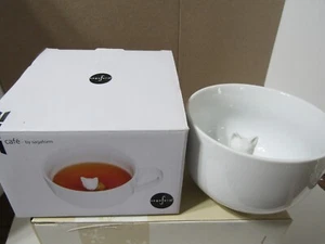 Sagaform from Sweeden 20 oz Porcelain Oversized Puppy Inside Soup/Coffee/Mug - Picture 1 of 11