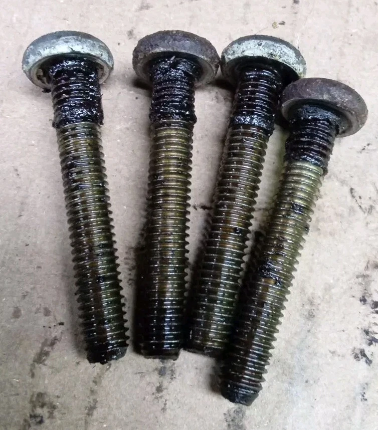 98-02 Volvo V70 B5244t 2.4 pernos de bomba de aceite S70 B52 tornillos Foto 1 de 4