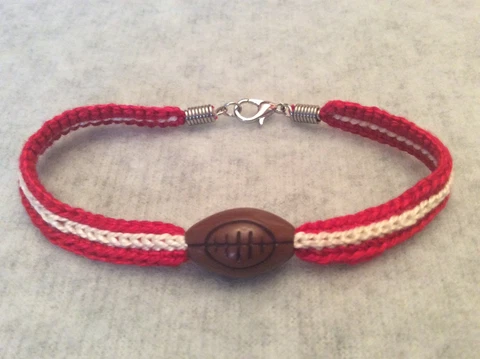 University Of Wisconsin Badgers Football Women's Handmade Bracelet W/ Bead!!! Cover