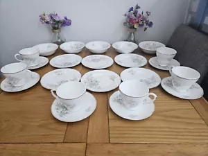 Royal Albert Mayfair Fine Bone China Set - 23 Individual Pieces. - Picture 1 of 12