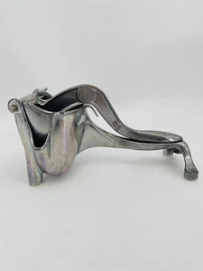 Vintage Wear Ever Mid Century Modern Aluminium Hand-Zitruspresse Saftpresse - Bild 1 von 8