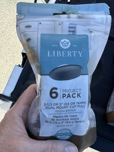 Liberty 2-1/2 oder 3 Zoll C-to-C Kakaobronze Doppelmontage Tasse Schrankzug (6er Pack) - Bild 1 von 4