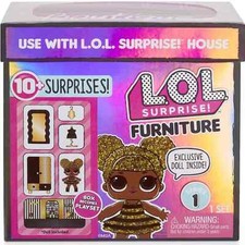 L.O.L. Surprise! Furniture Boutique with Queen Bee & 10+ Surprises, Multicolor
