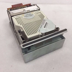 Fujitsu M2652HA 1.6GB 5.25IN FH SCSI/DIFF B03B-7165-B111AN Hard Drive - Picture 1 of 2