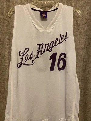 LOS ANGELES LAKERS JERSEY SHIRT WHITE XL (NEW/NEVER WORN) - Image 1 of 3