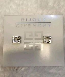 Pendientes BIJOUX GIVECHY Plata G Logo Pequeño Circonita Cúbica Poste Tachuelas Nuevos De Colección - Imagen 1 de 10