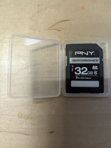 PNY 32 GB Performance SD Card - 7 Hr HD Video - Picture 1 of 2