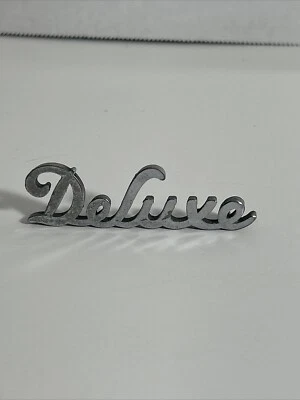Deluxe -Seat Emblem - fits Harley Davidson - Vintage - Image 1 of 4