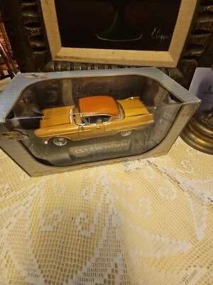 Signature Models 1957 Cadillac Series 62 Coupe De Ville  1:32 Scale - Image 1 of 4