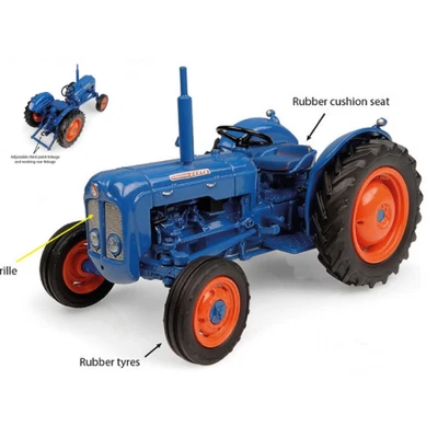 TRATTORE FORDSON DEXTA 1960 1:32 Universal Hobbies Mezzi Agricoli e Accessori Mo - Immagine 1 di 3