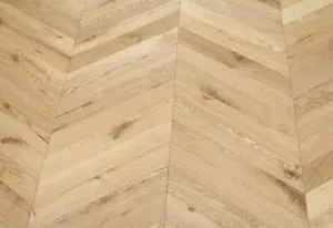 Chevron parquet sample Brushed&UV Oiled Oak Engineered Flooring 18mm SR1802 - Picture 1 of 9