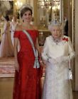 10 x Königin Letizia von Spanien unsigniert 10 Zoll x 8 Zoll Fotos - Königin von Spanien #1