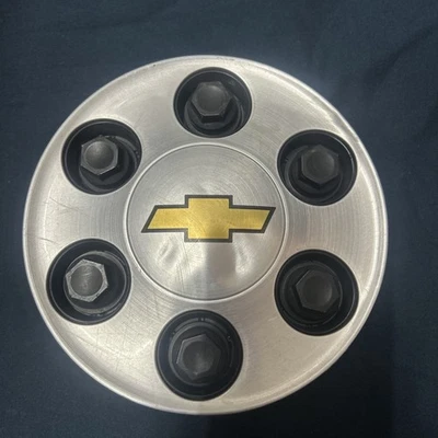 2007-2014 雪佛兰 TAHOE SILVERADO AVALANCHE SUBURBAN 原始设备制造商中心盖 9596341 — 第 1/4 张图片