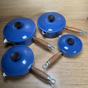 Juego de sartenes de hierro fundido azul con tapas Le Creuset x4 (14, 18, 20, 22) - asas de madera - Imagen 1 de 22