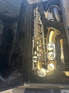 Jupiter JAS-667 Alto Saxophone - Picture 1 of 3