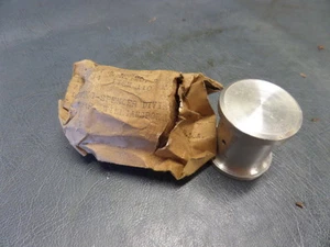 NUEVO ENCHUFE DEL CIGÜEÑAL DELANTERO SURPLUS LYCOMING GO 435 65518 - Imagen 1 de 1