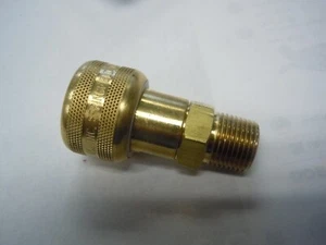 FM3103 ZSi-Foster Quick Disconnect 1-Way Automatic Socket - 1/4" MPT - Brass - Picture 1 of 3