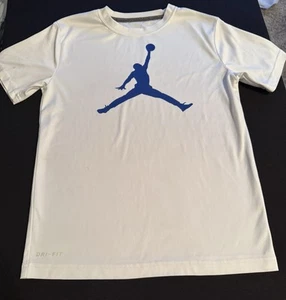 Nike Air Jordan Boys Athletic T-shirt - Youth Medium - Picture 1 of 3