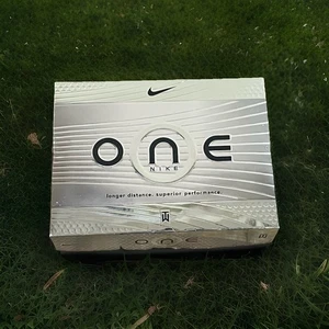 Nike Platinum One Golf Balls Tiger Woods 4 Sleeeve One Dozen Golf Balls New NIB - Picture 1 of 4