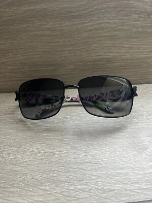 Óculos de sol Vera Bradley 3515S roxo perfurado (ppp) armação 62-15-125 - Imagem 1 de 4