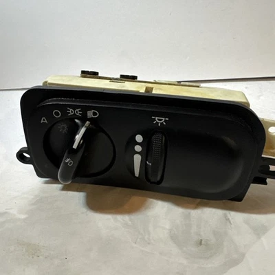 1999-2001 CHRYSLER LHS 300M 99-01 INTREPID 89-99 Headlight Switch Dash Mount OEM - Image 1 of 4