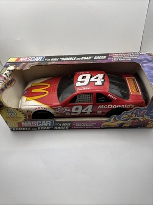 Bill Elliot Rumble And Roar Racer escala 1:18 Foto 1 de 4