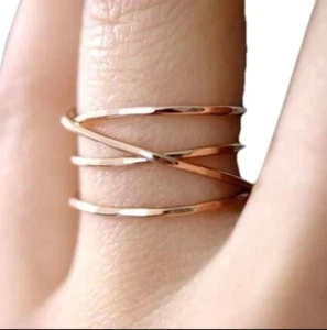 14K Rose Gold Fill Delicate Hammered Wraparound Ring - Size 7 - Picture 1 of 5