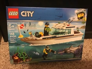 New Sealed Retired Lego City Diving Yacht #60221 Shark Diver Treasure - Picture 1 of 2