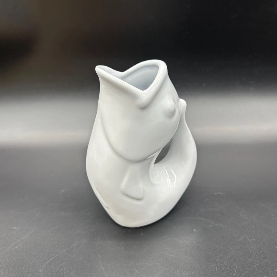 Jarra de pescado Koi Gurgle Pot 2006 jarra de cerámica blanca figura náutica 6,5 pulgadas Foto 1 de 4