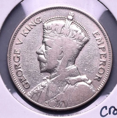 1935 ~ New Zealand 1/2 Crown Silver Coin ~ *O573 - Image 1 of 3