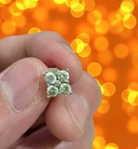 Pendiente individual redondo con flor de moissanita de plata de ley 925 marca APORRO para hombre - Imagen 1 de 5