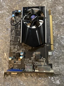 SAPPHIRE R7 240 2Go GDDR3 Carte Graphique HDMI DVI VGA 3 Écrans Moniteur LCD - Afbeelding 1 van 3