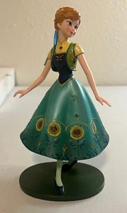 Disney Showcase Enesco Couture de Force Frozen Fever Anna Figurine #4051095 - Bild 1 von 5