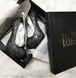 BLACK FRIDAY DEAL !!! Truth or Dare Madonna Size 8 - Picture 1 of 3