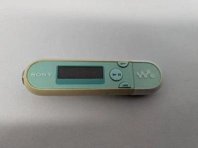 Sony NW-E042 Walkman Reproductor de Música Portátil Reproductor de Audio 2GB ... - Imagen 1 de 4