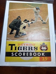 Vintage 1968 Detroit Tigers Baseball Scorebook Classic Ads/Iconic Graphic 28-71 - Bild 1 von 3