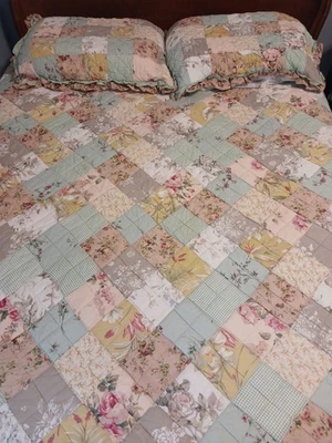 Juego de edredón de retazos estampado tamaño queen de 3 piezas -Melissa Anne Designs reversible Foto 1 de 4