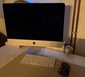 Apple iMac Retina 4K 21,5" (2017) Core I5 3,0 GHz 16GHZ - Bild 1 von 2