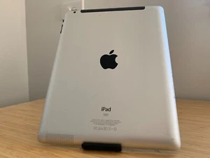 Apple iPad 2nd Gen. 9.7-inch, 64GB, Wi-Fi + 3G - Space Grey (AU) POWER FAULT - Picture 1 of 6