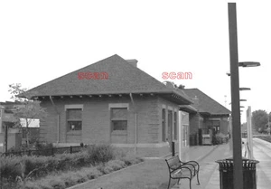 4DD249  2021 CHICAGO & ALTON RAILROAD STATION LINCOLN IL - Picture 1 of 1