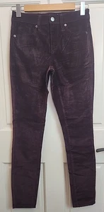 NWT Universal Thread High Burgundy Skinny Pant Women 0 27x28.5 Stretch 103-35787 - Picture 1 of 8