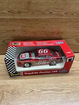 Revell #66 Phillips 66 TropArtic Pontiac 1991 fundido a presión Nascar coche escala 1:24 rojo Foto 1 de 4