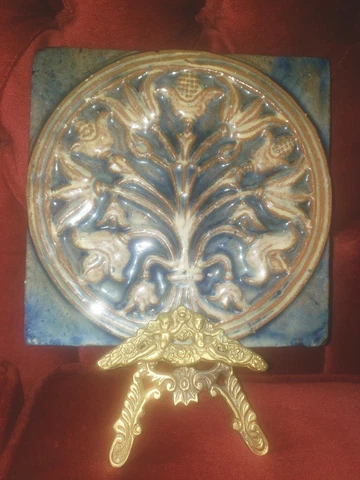 RARE - LRG Henry C. Mercer Movarian Tile Works stamped bucks county blue floral Cover