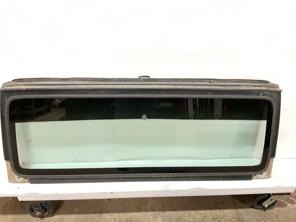 Marco de parabrisas con vidrio negro Jeep TJ Wrangler OEM-PX8 2003-2006 011394 Foto 1 de 4