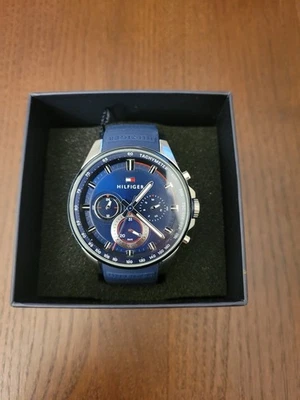 Tommy Hilfiger 1791970 Men's W/Resistant Stainless Steel Silicone Strap Watch - Image 1 of 4