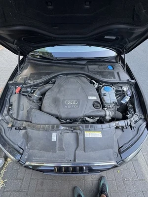 Audi A6 Limousine S-line 3.0 - Bild 1 von 4
