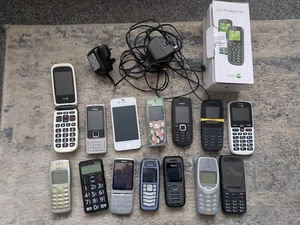 9 x Nokia Vintage Retro Mobile Phones + 5 Other Vintage Phones. 14 In Total - Picture 1 of 16