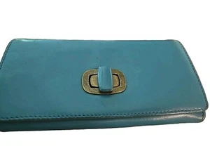 HOBO THE ORIGINAL Doria Wallet Organizer Turquoise Glazed Leather Turn Lock - Picture 1 of 9