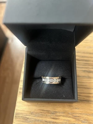 Anillo de compromiso para hombre Foto 1 de 2