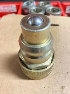 Schnellwechsler Adapter für Old Style IH Buchse auf Old Style JD Buchse - Bild 1 von 2